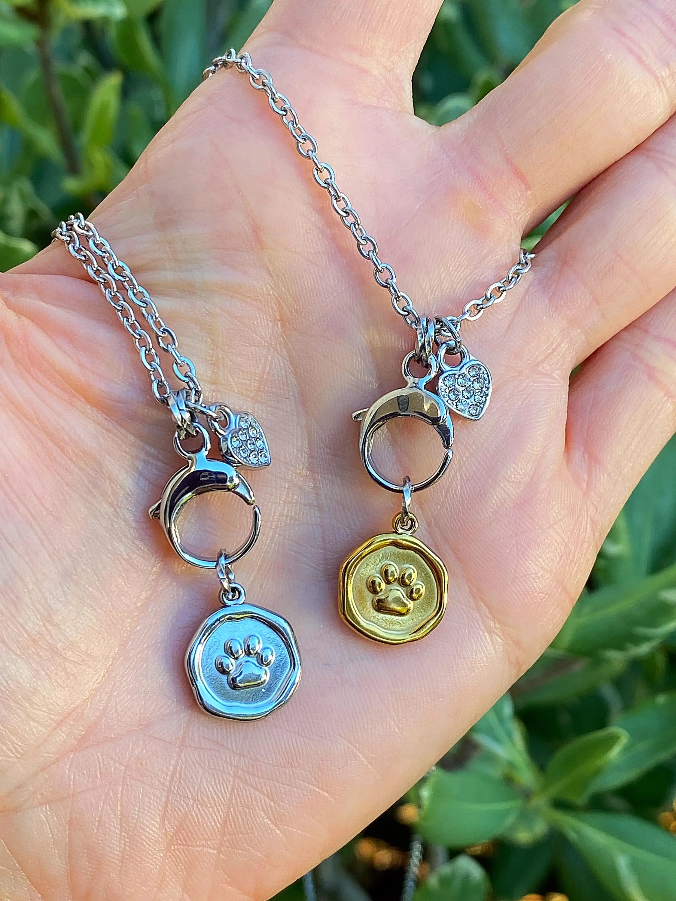 PAW PRINT NECKLACE