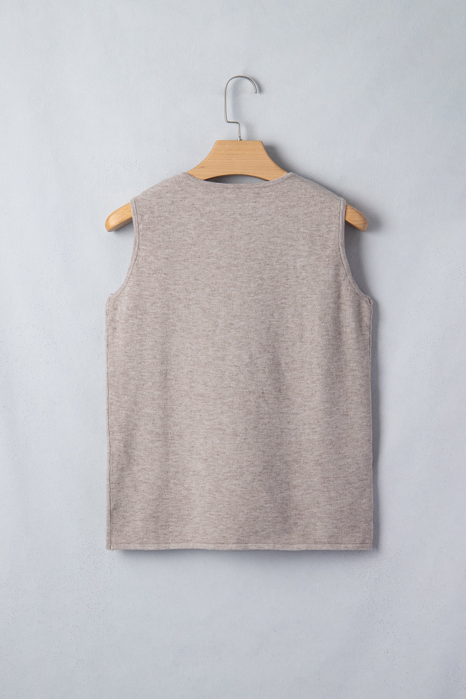 Metal Starfish V-Neck Sweater Knit Tank Top
