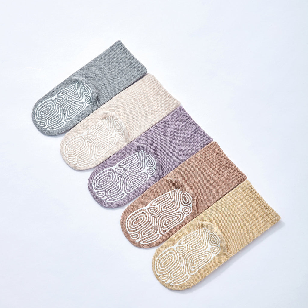 New- Organic Cotton Socks- Beige & Grey- 4 Pairs of Stay-On Baby & Toddler Non-Slip Socks