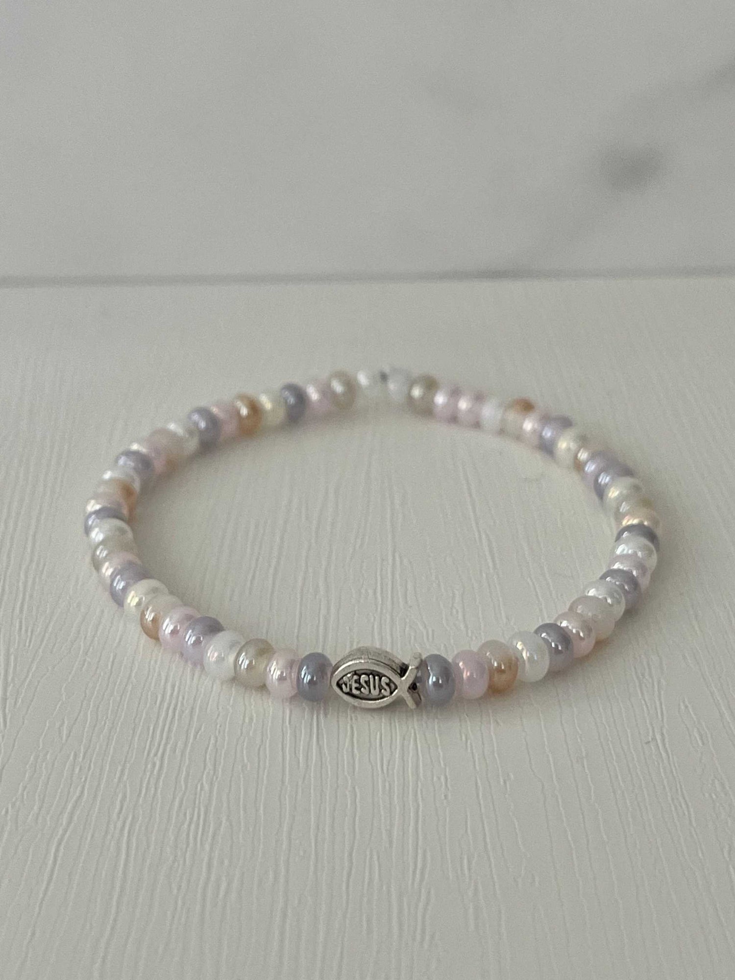 Bead Bracelet with Freshwater Shell &amp; Pearl Beads