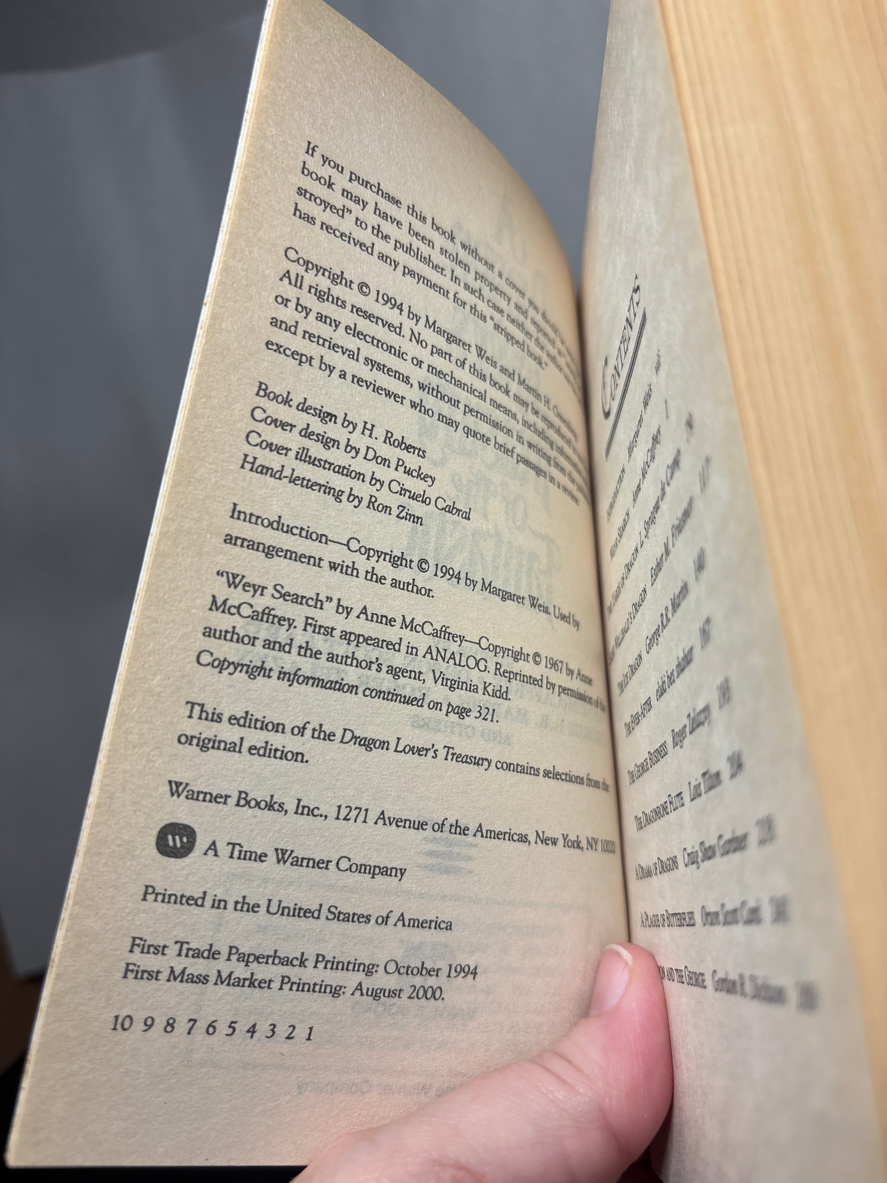 A Dragon-Lover's Treasury of the Fantastic edited by Margaret Weis | Vintage Fantasy Novella Collection