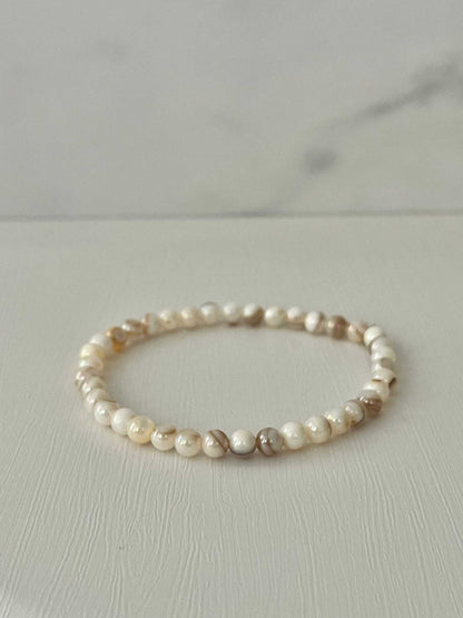 Bead Bracelet with Freshwater Shell &amp; Pearl Beads