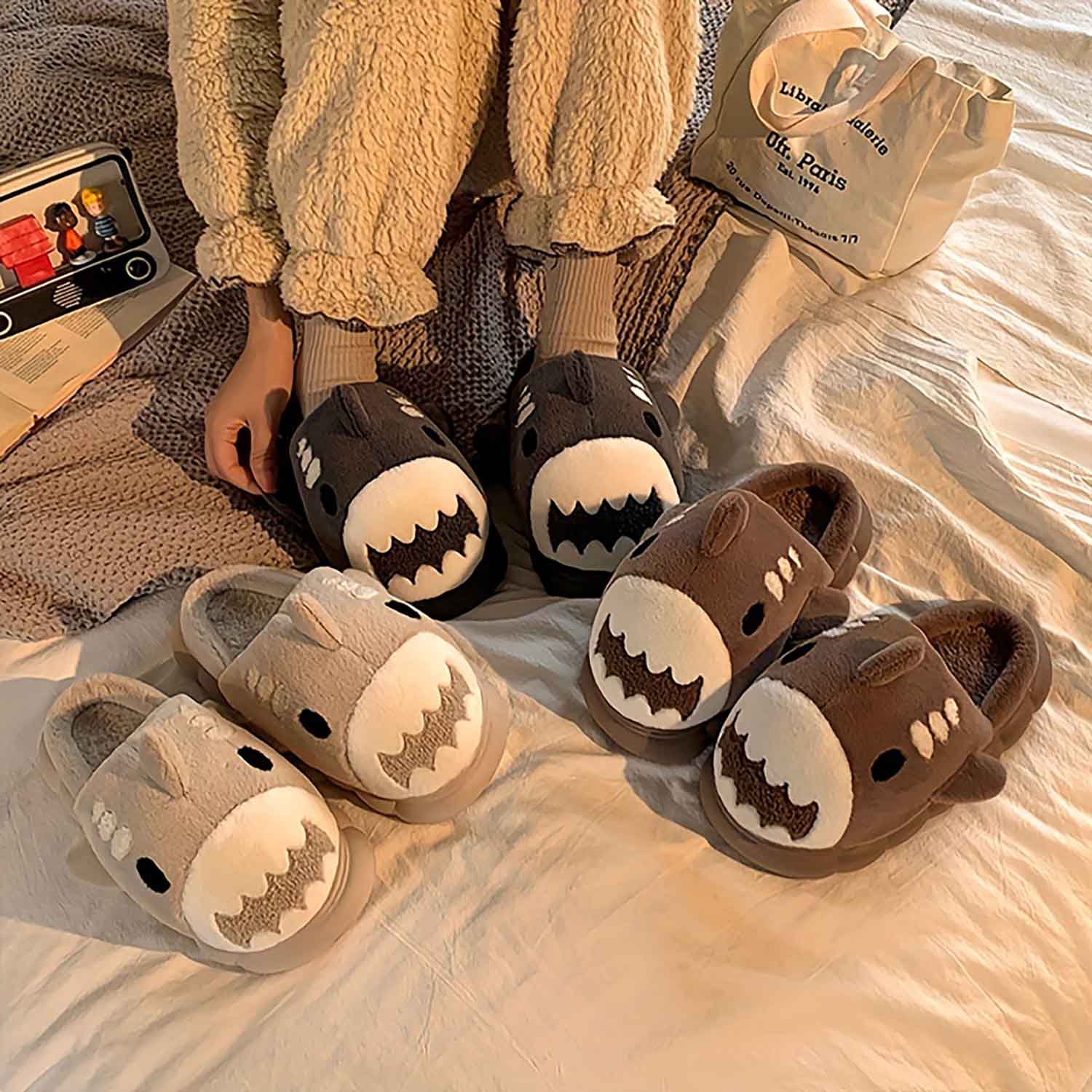 Cute Cartoon Soft Plush Winter House Slippers | ZAKAPOP