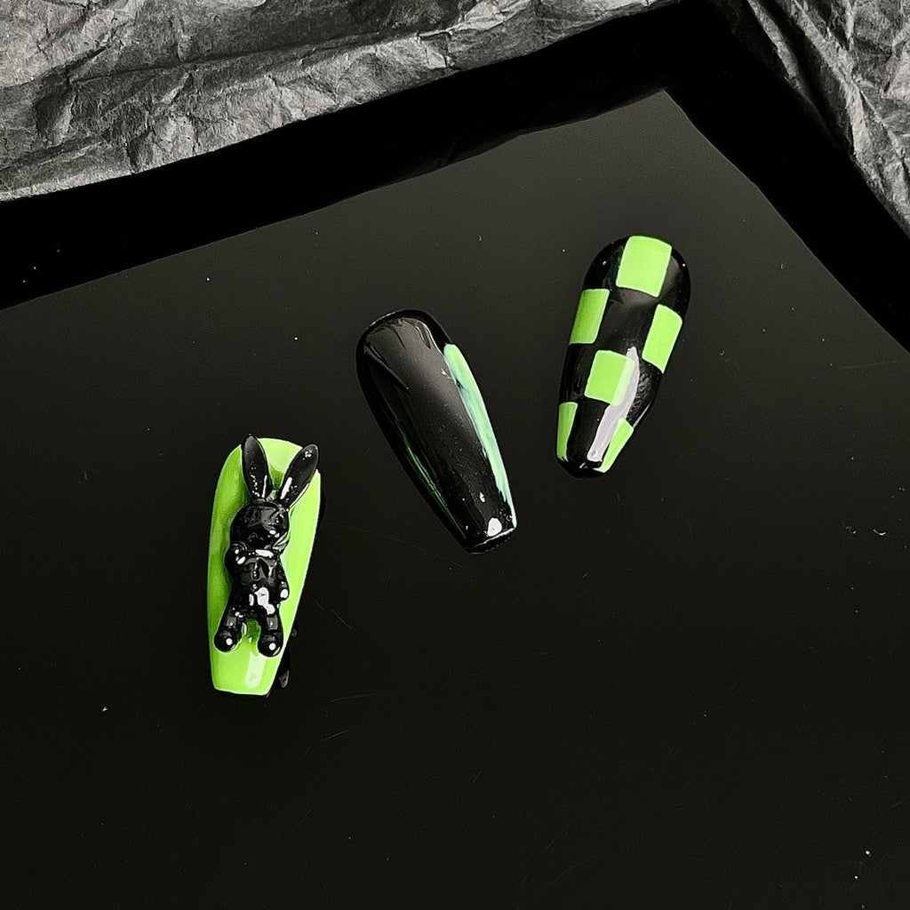 Handmade Cyberpunk Dark Hot Bunny Press-on Nail Art | ZAKAPOP