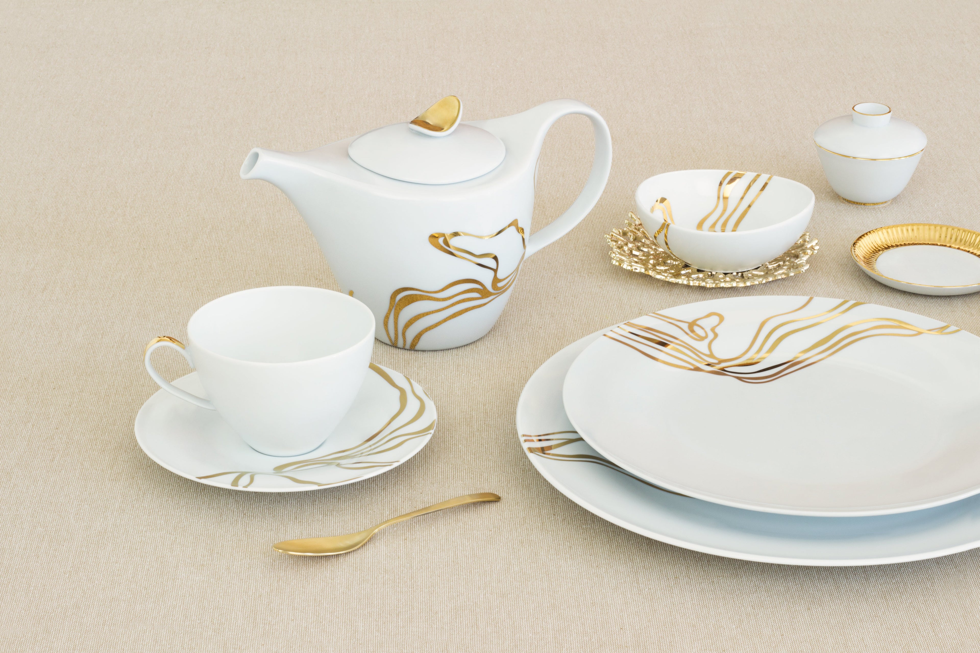 Fiume D'Oro Tea Cup & Saucer (Set of 2)