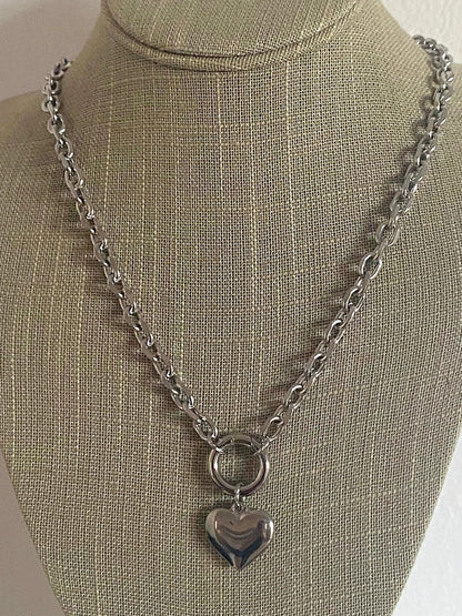 SOFIA HEART NECKLACE