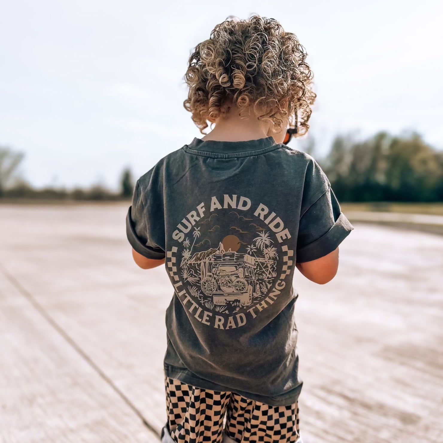 SURF N RIDE TEE - COAL
