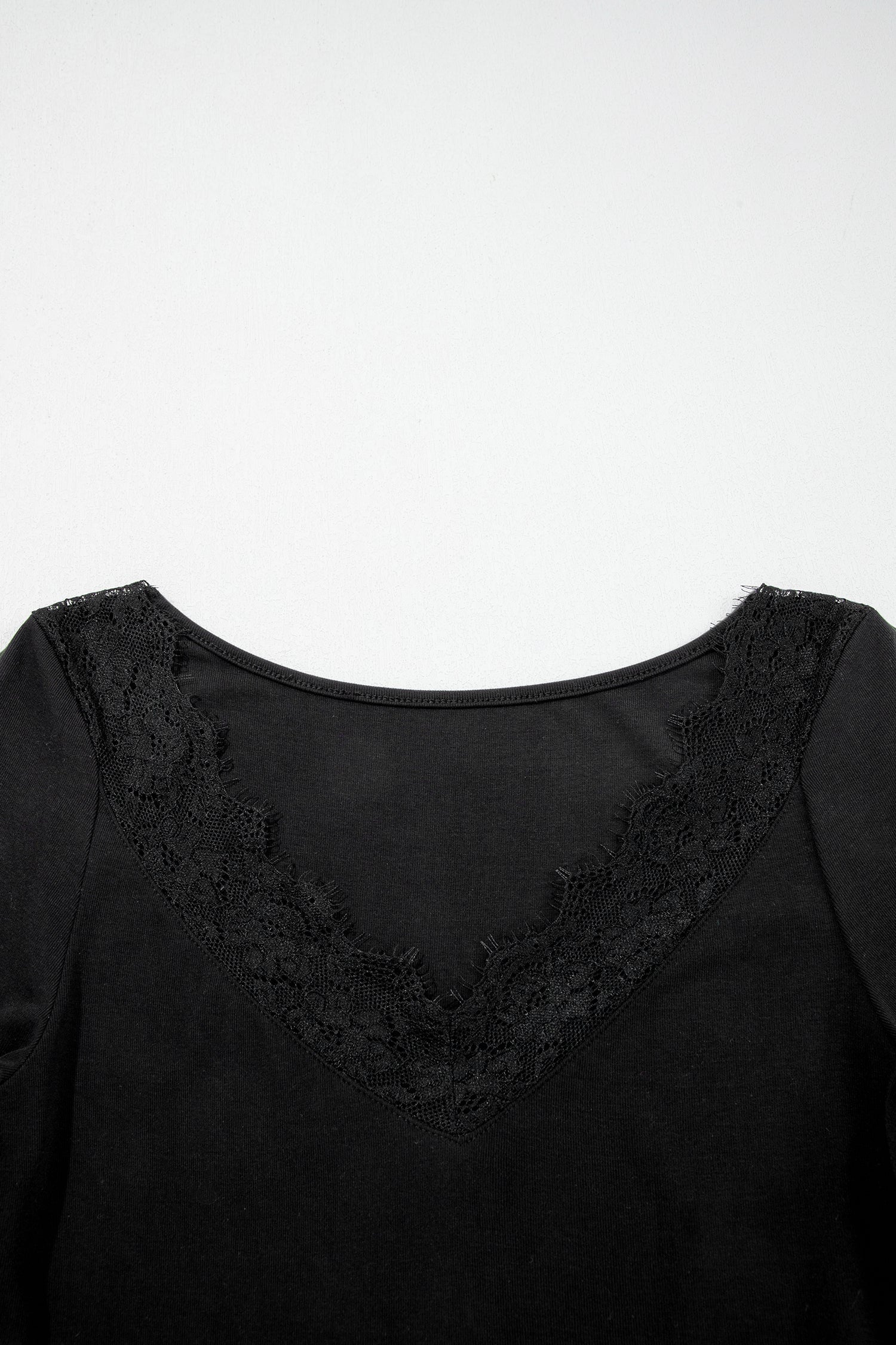 Lace Trim V-Neck Long Sleeve Top